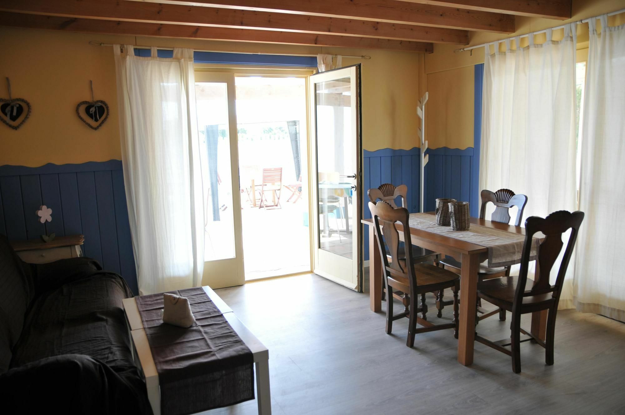 Aparthotel Oliwood Beach Oliva Zewnętrze zdjęcie