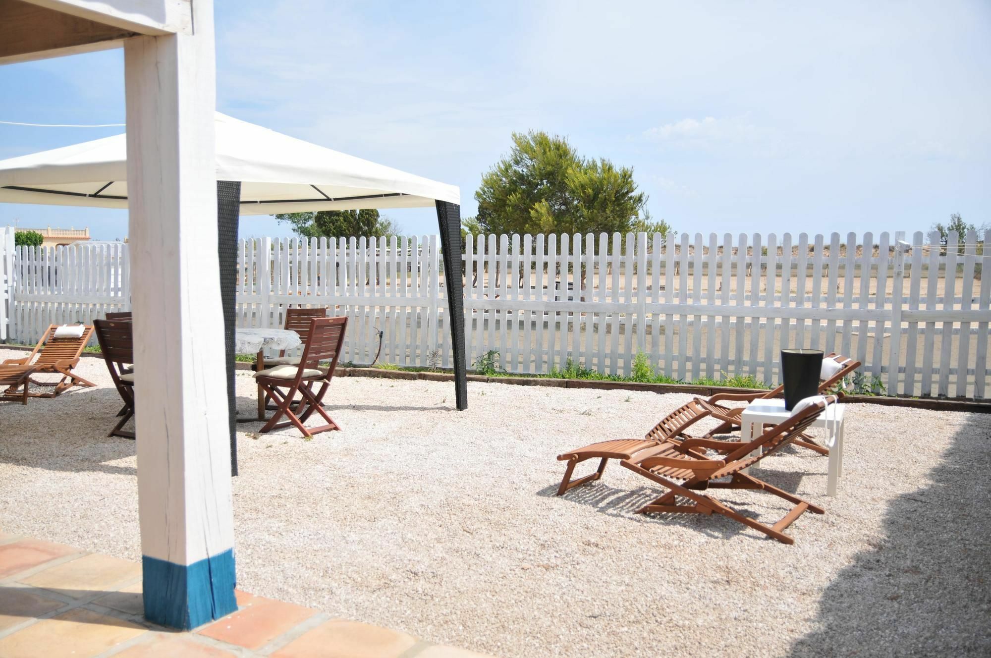 Aparthotel Oliwood Beach Oliva Zewnętrze zdjęcie