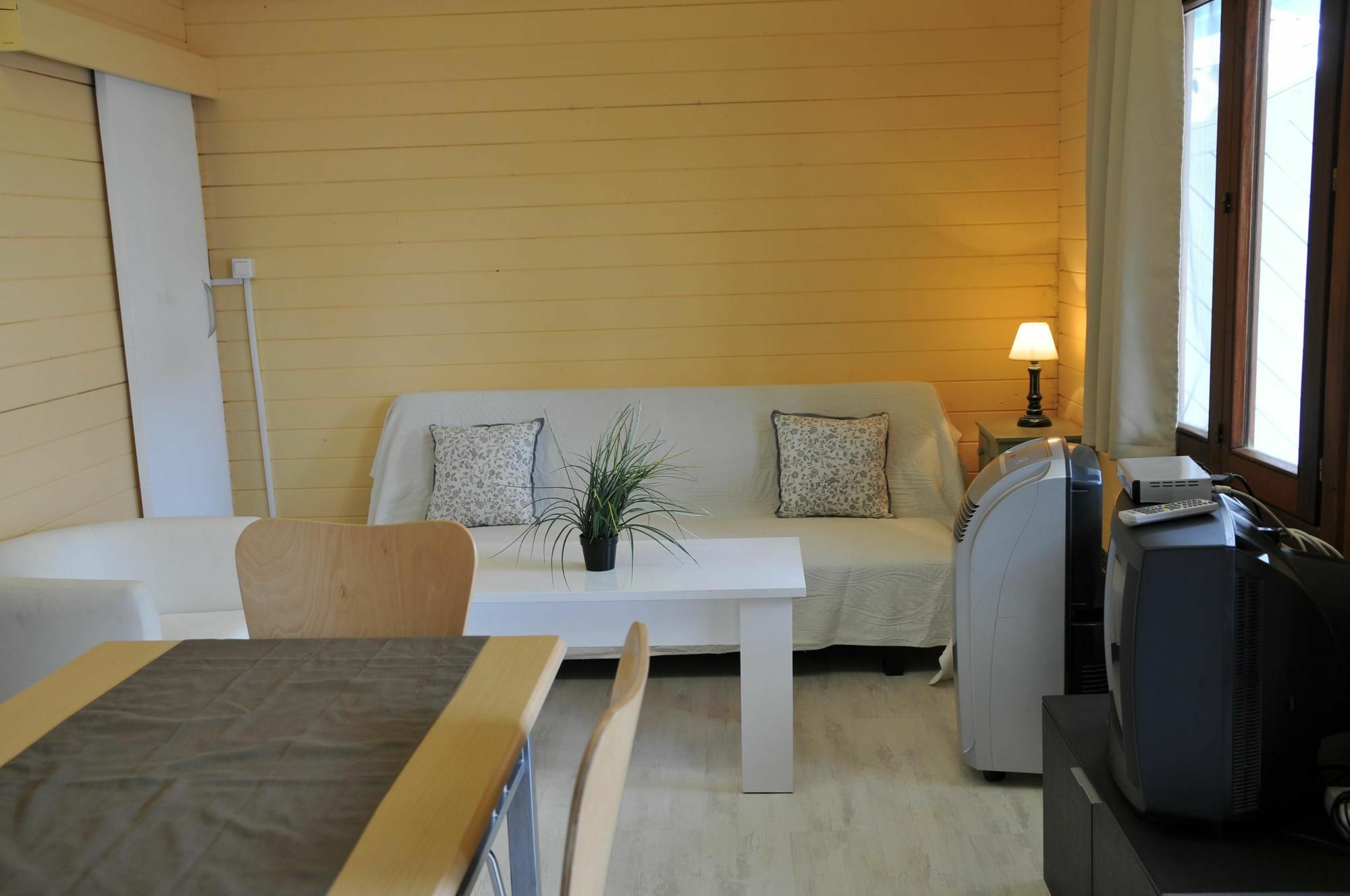 Aparthotel Oliwood Beach Oliva Zewnętrze zdjęcie